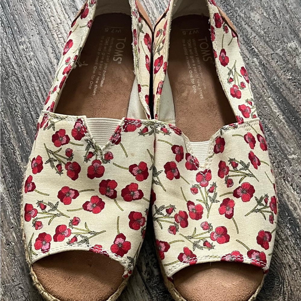 TOMS Cream Canvas Espadrilles with Red Floral Print